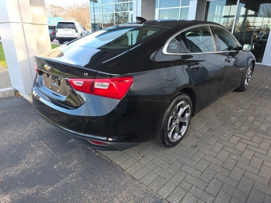 Used 2023 Chevrolet Malibu LT Car