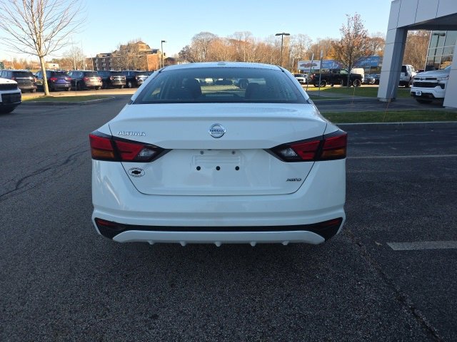 2019 Nissan Altima 2.5 S photo 3