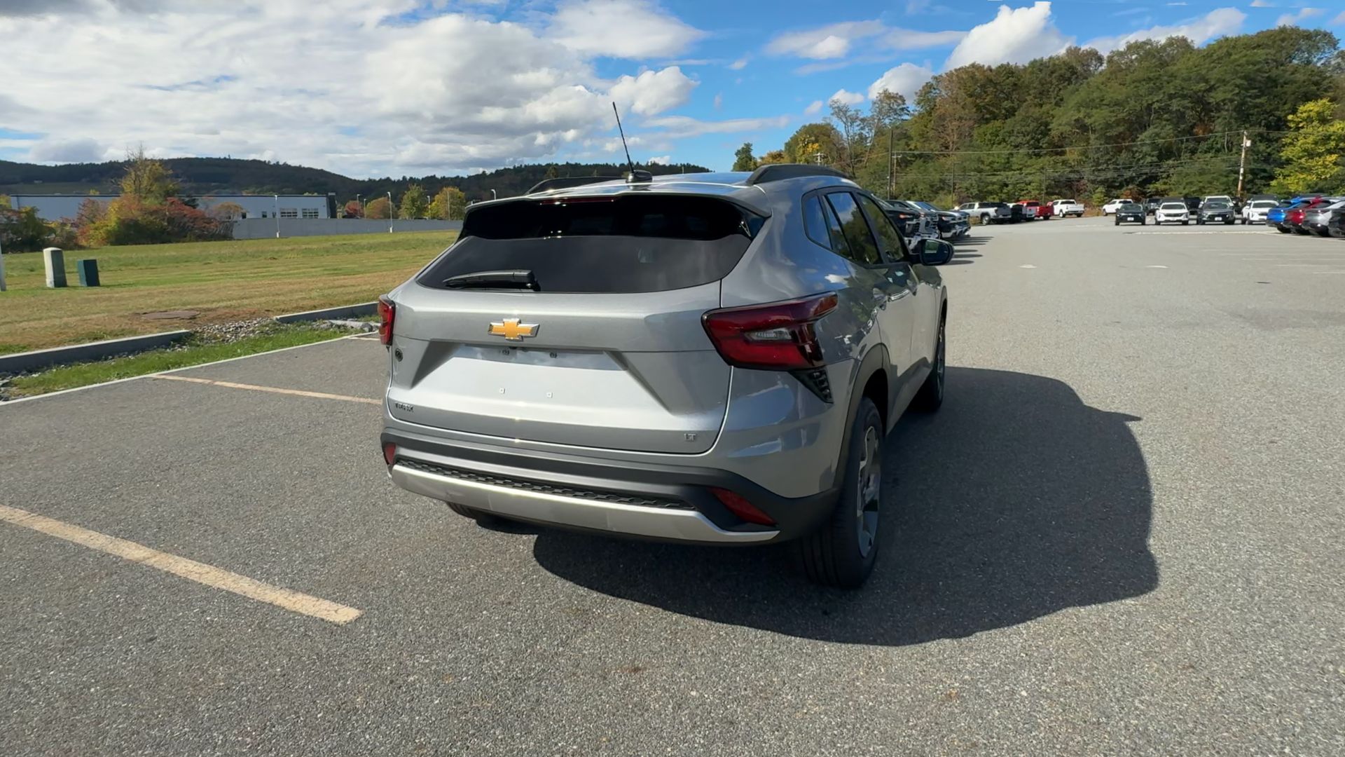 2026 Chevrolet Trax LT photo 4