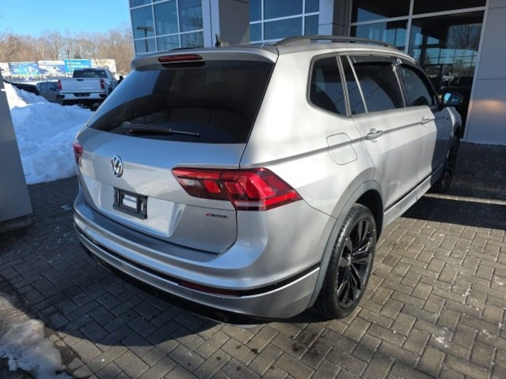 Used 2020 Volkswagen Tiguan 2.0T SE R-Line Black SUV