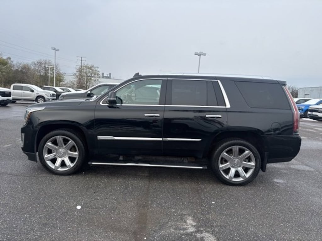 Used 2019 CADILLAC Escalade Premium Luxury SUV