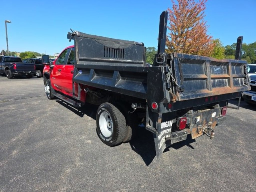 Used 2022 Chevrolet Silverado 3500HD Chassis Work Truck Chassis Cab Truck
