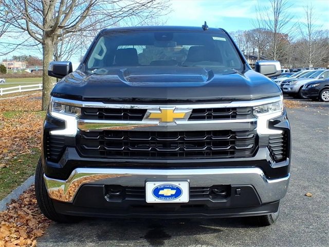 2026 Chevrolet Silverado 1500 LT photo 2