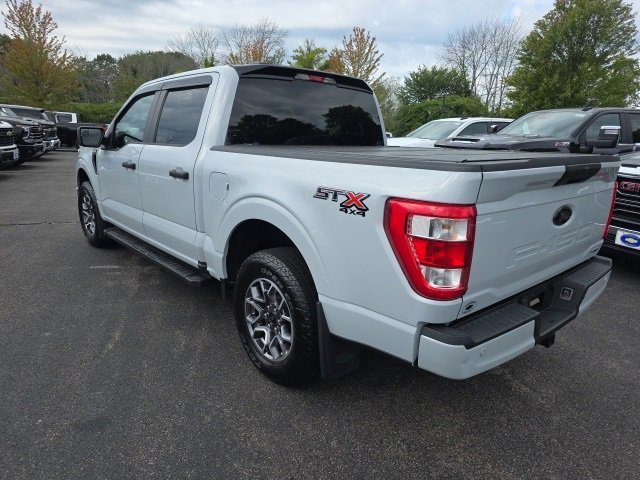 2021 Ford F-150 XL photo 3