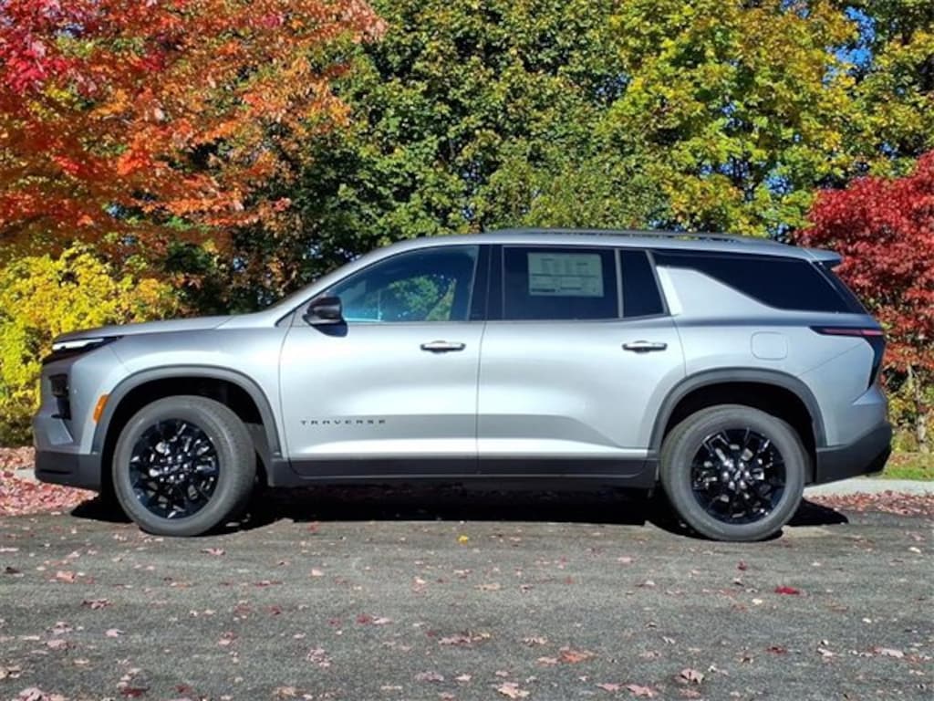 New 2026 Chevrolet Traverse LT SUV
