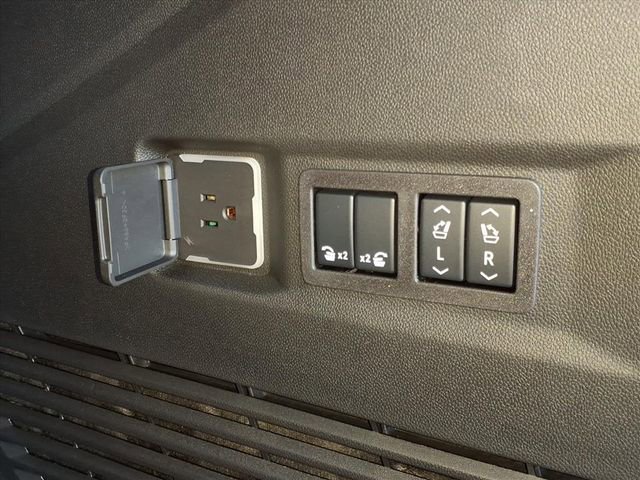 2026 Chevrolet Tahoe Premier - Photo 17