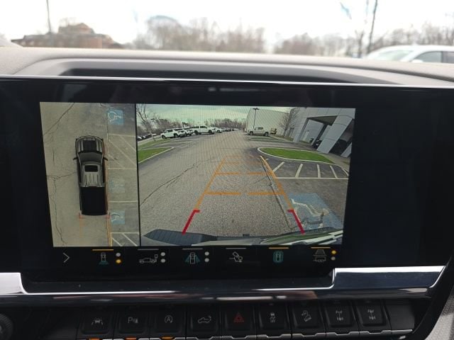 2022 Chevrolet Silverado 1500 ZR2 - Photo 34