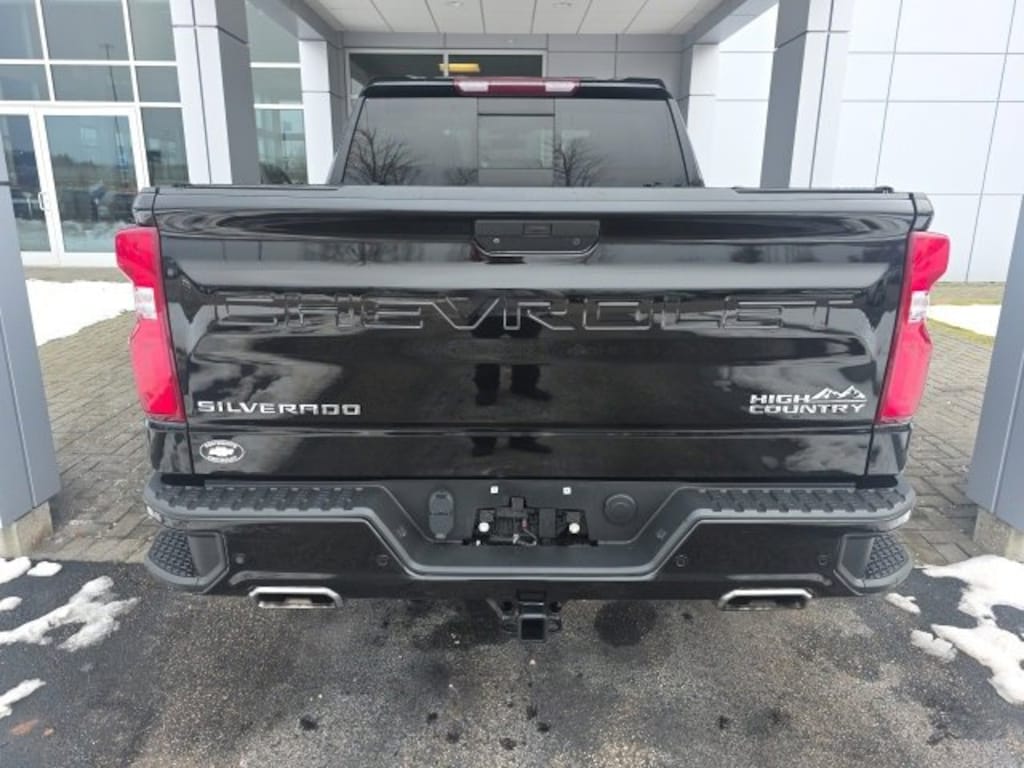 Used 2022 Chevrolet Silverado 1500 LTD High Country Truck
