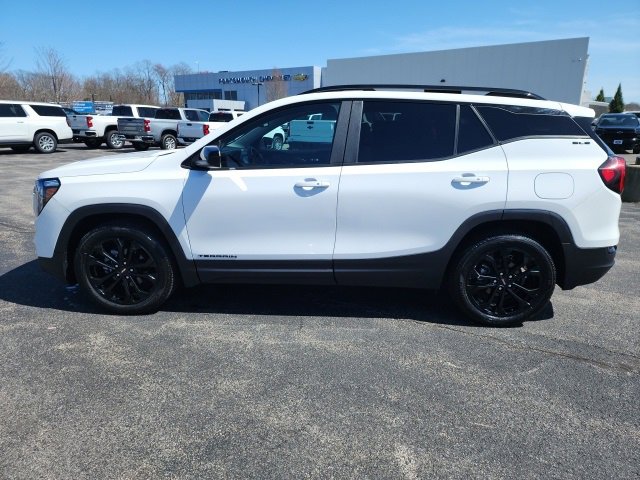 Used 2022 GMC Terrain SLE with VIN 3GKALTEV3NL283378 for sale in Portsmouth, NH
