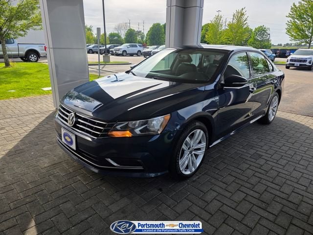 2019 Volkswagen Passat 2.0T Wolfsburg Edition Auto's photo