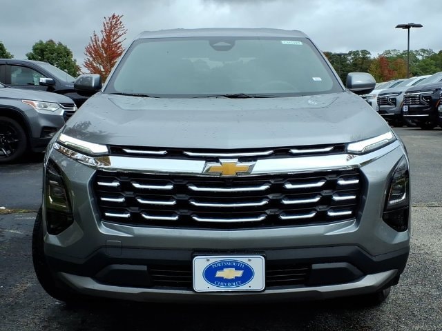 2027 Chevrolet Equinox LT - Photo 2