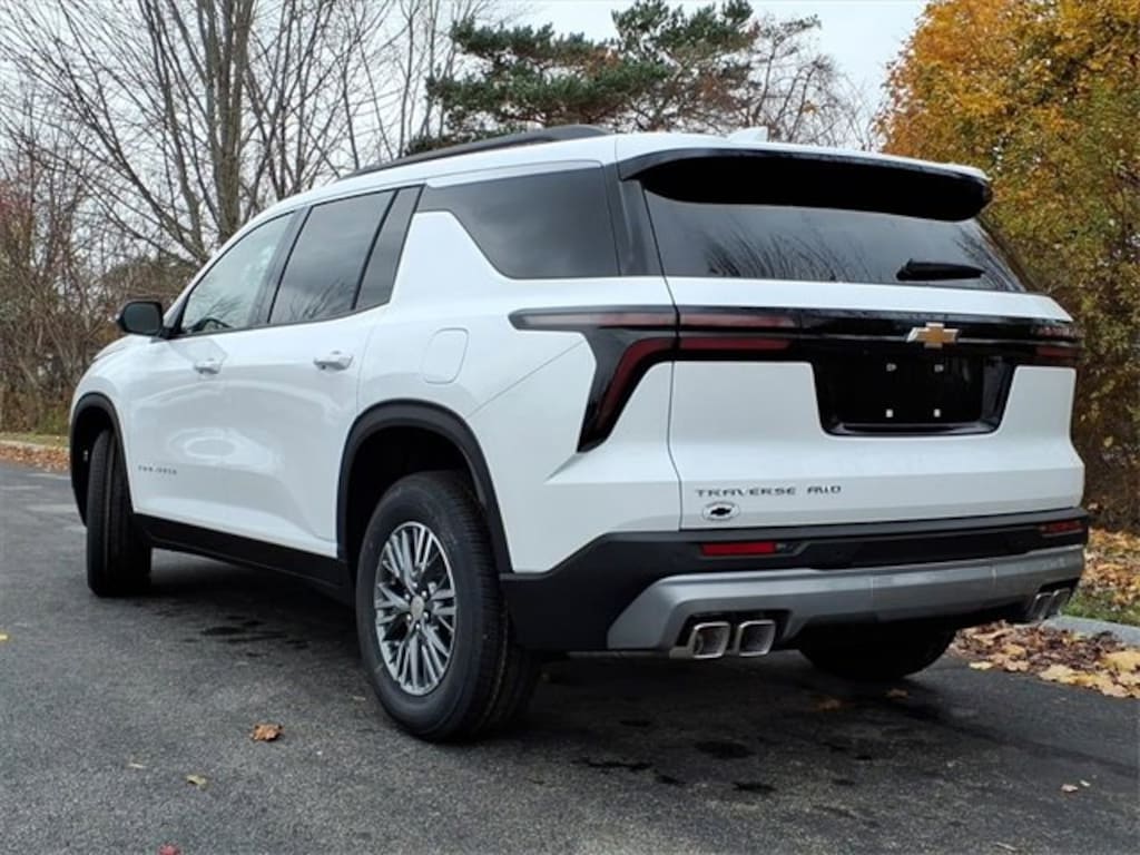 New 2026 Chevrolet Traverse LT SUV
