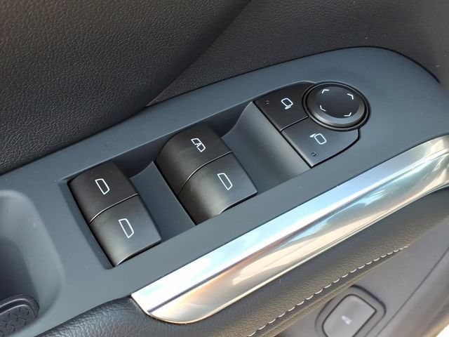 2027 Chevrolet Traverse LT - Photo 16