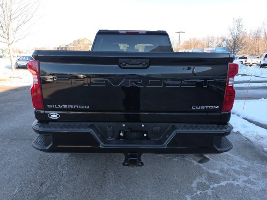 Used 2025 Chevrolet Silverado 2500 HD Custom Truck