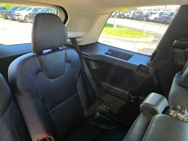 2019 Volvo XC90 16