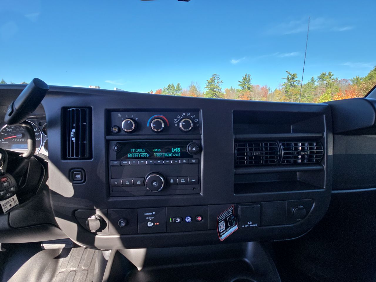 2025 Chevrolet Express Cargo Work Van - Photo 46