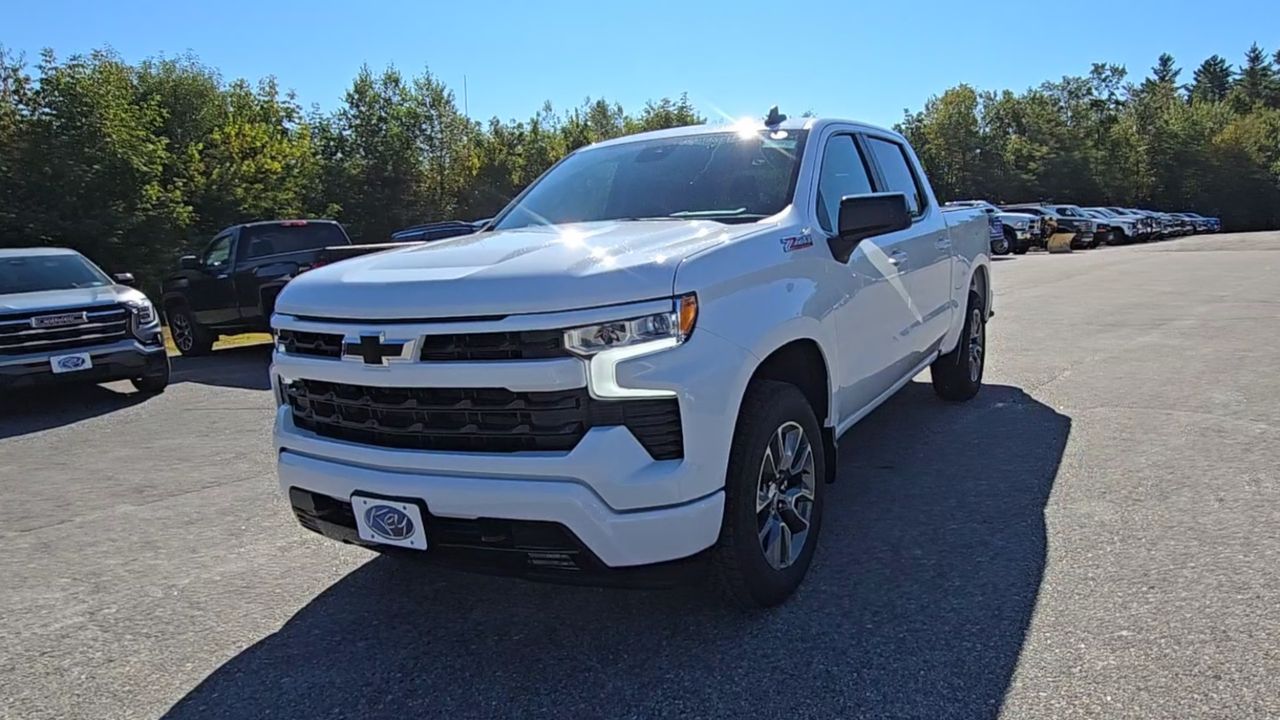 2026 Chevrolet Silverado 1500 RST photo 4