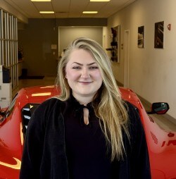 Staff member Angelika Hardt from ID_e7578b924c02