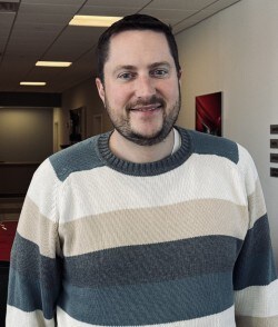 Staff member Erich Hardt from ID_859f8309b5fb