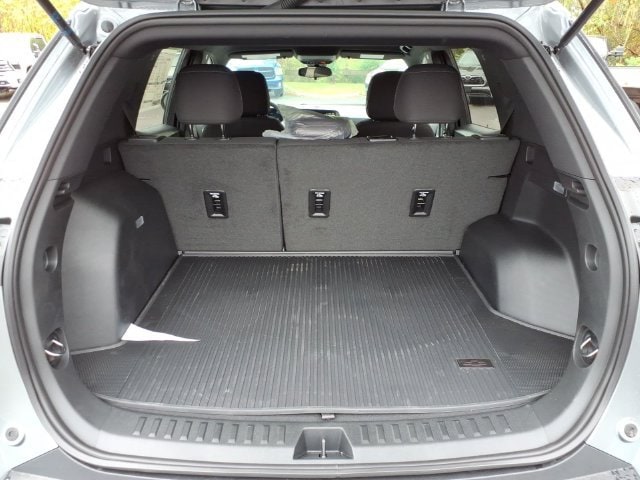 2027 Chevrolet Equinox LT - Photo 9