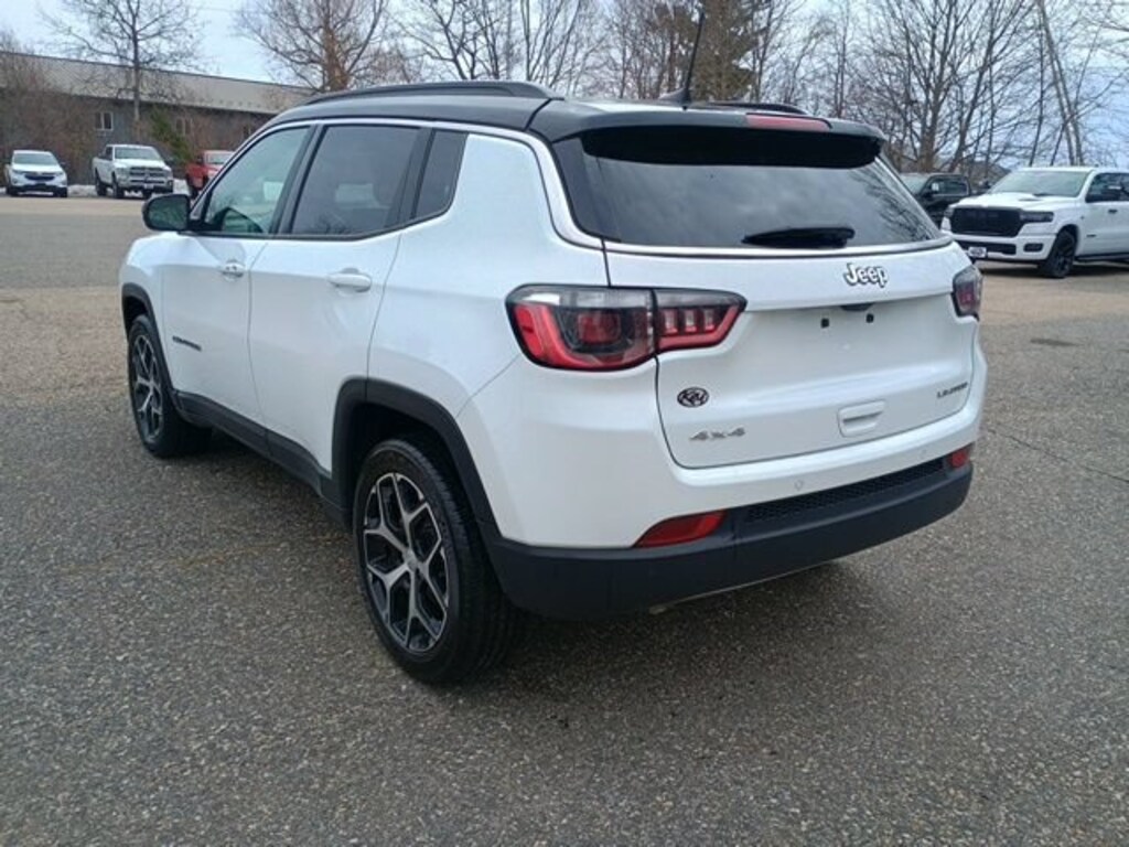 Used 2024 Jeep Compass Limited 4x4 SUV