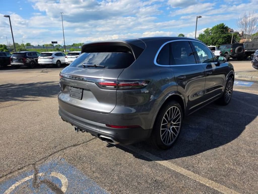 Used 2023 Porsche Cayenne Platinum Edition SUV