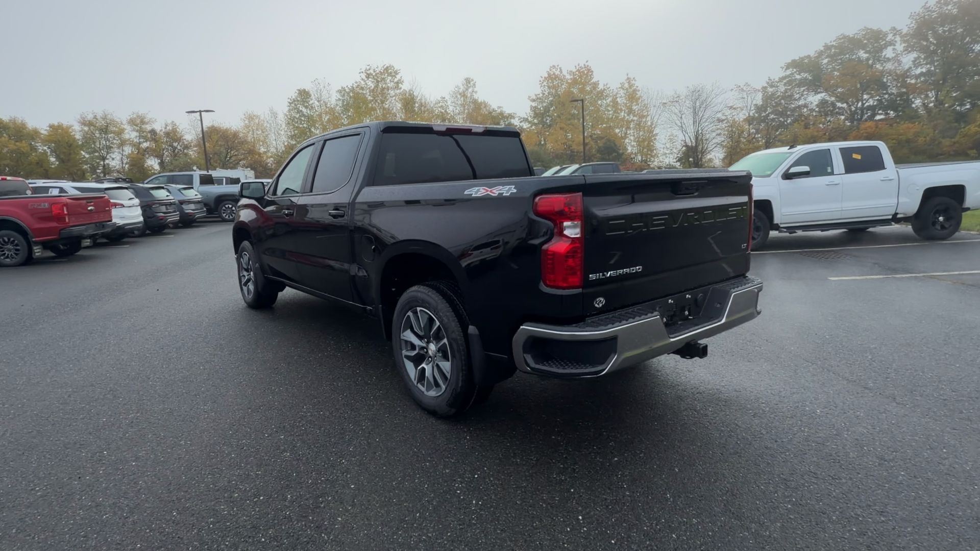 2026 Chevrolet Silverado 1500 LT - Photo 6