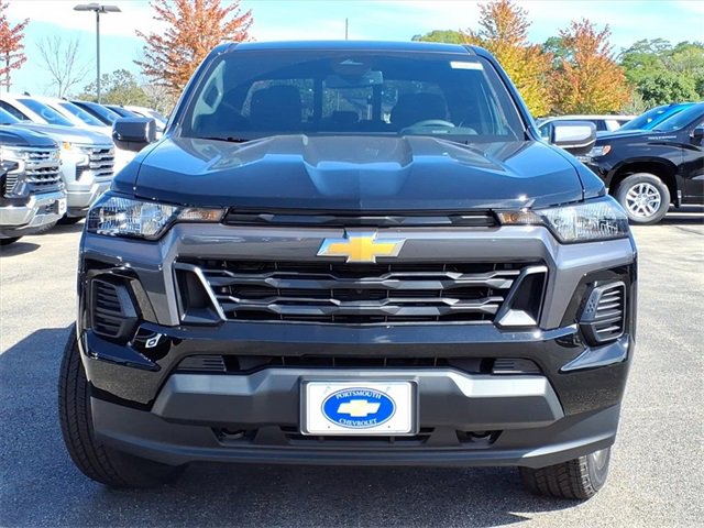 2026 Chevrolet Colorado LT photo 2