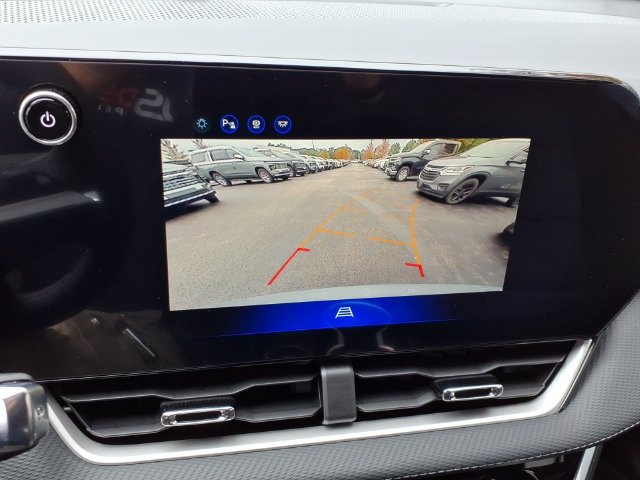 2027 Chevrolet Equinox LT - Photo 19