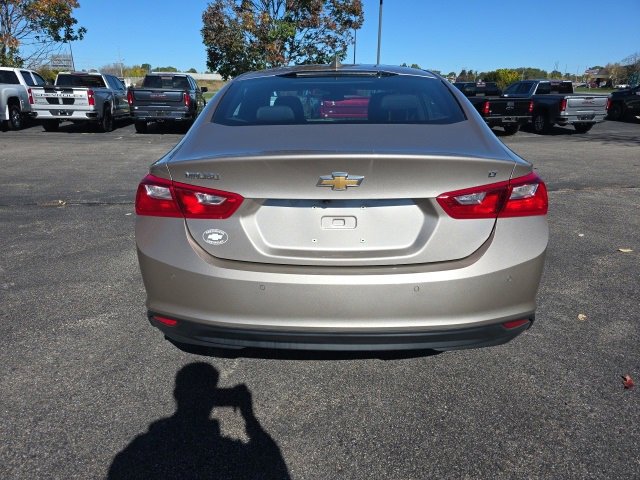 2024 Chevrolet Malibu 1LT photo 4