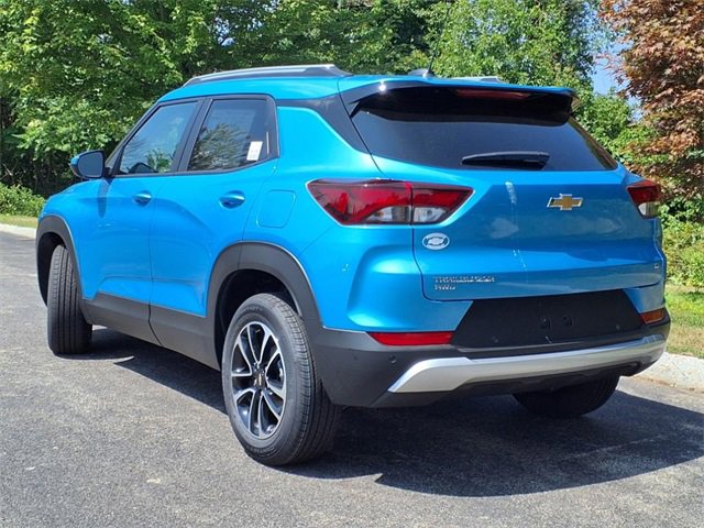 2026 Chevrolet Trailblazer LT photo 3