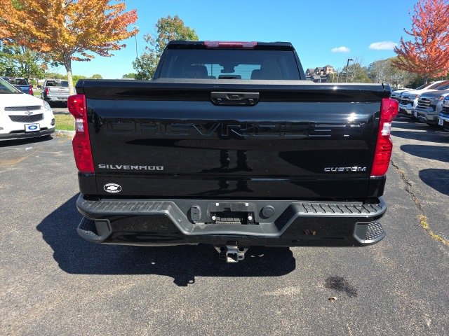 2022 Chevrolet Silverado 1500 Custom photo 4