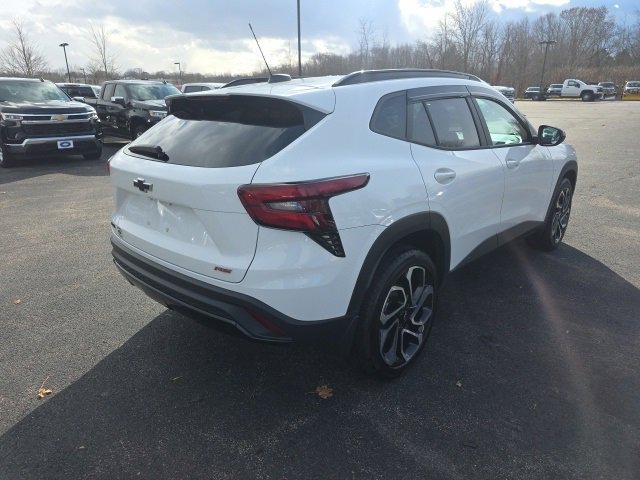 2024 Chevrolet Trax photo 4