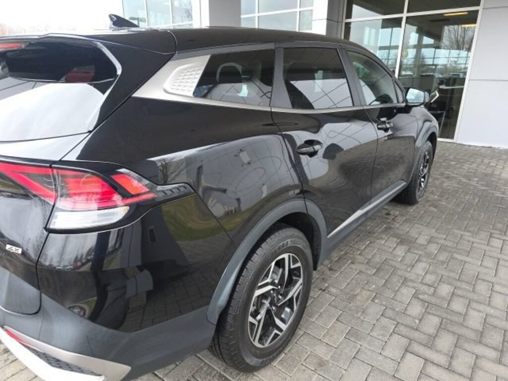 Used 2023 Kia Sportage LX SUV