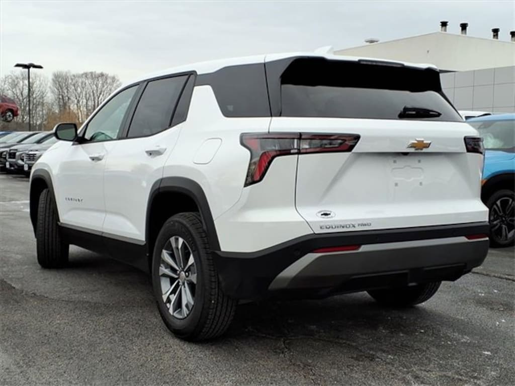 New 2026 Chevrolet Equinox LT SUV