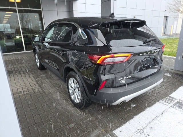 2024 Ford Escape Active photo 2