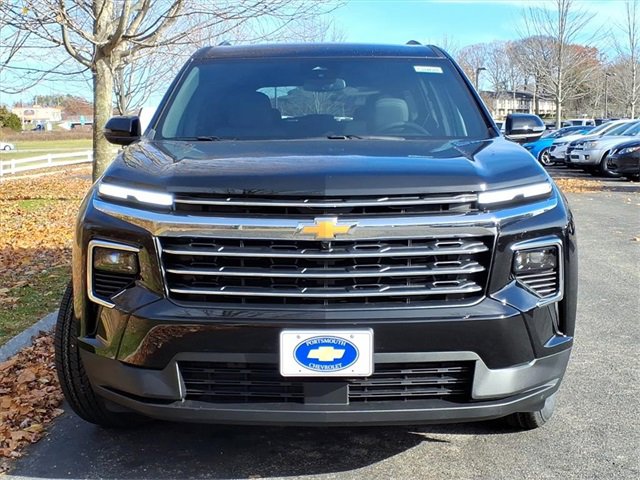 2026 Chevrolet Traverse photo 2