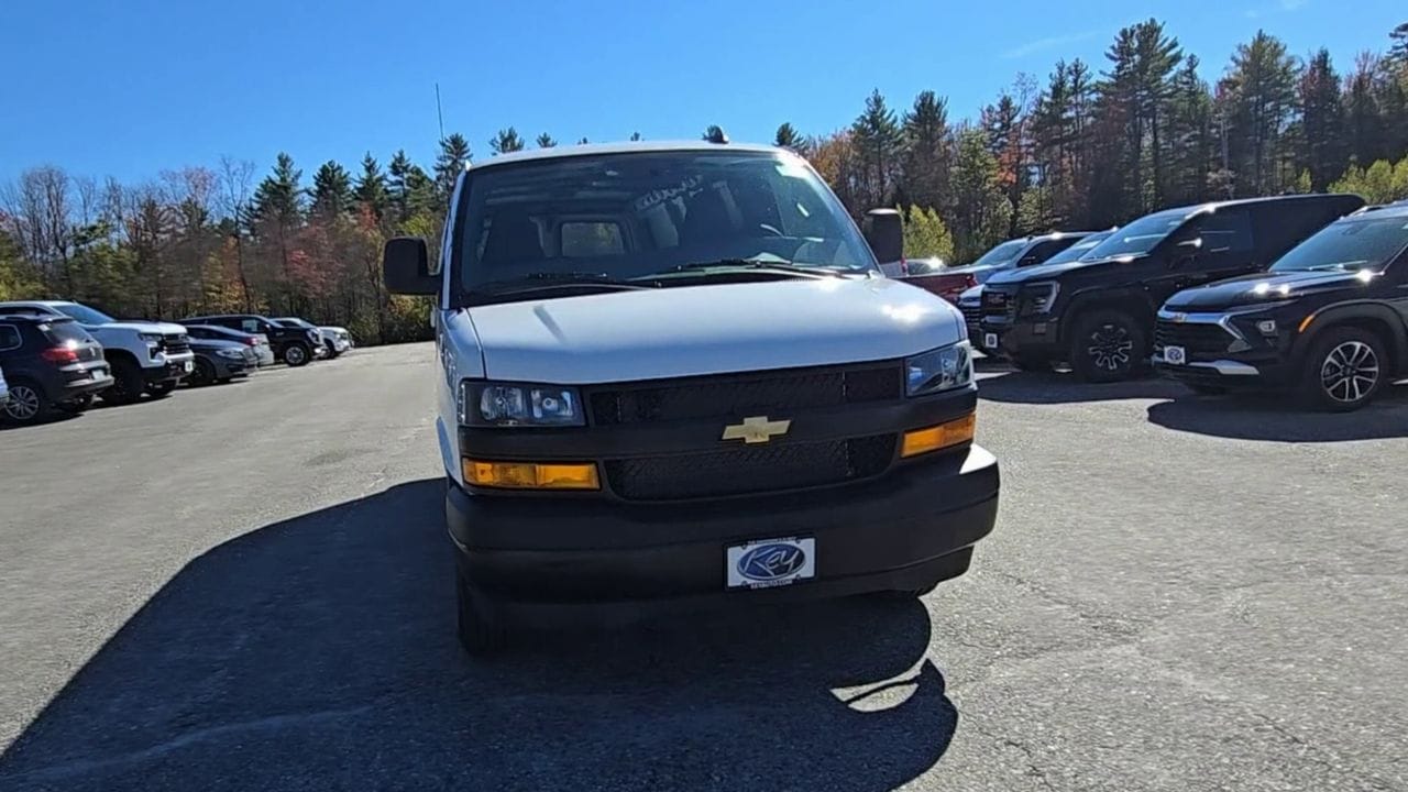 2025 Chevrolet Express Cargo Work Van - Photo 37