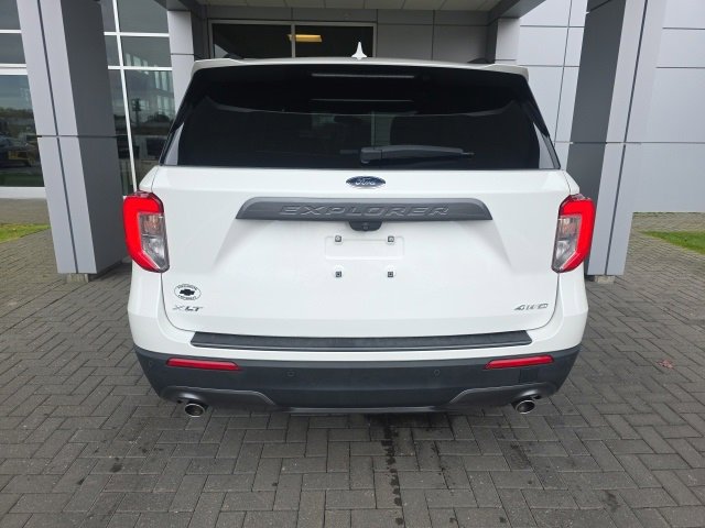 2021 Ford Explorer XLT photo 3