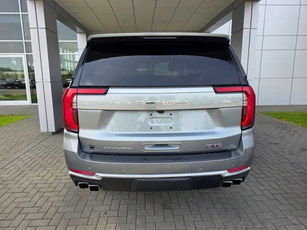 Used 2025 GMC Yukon Denali SUV