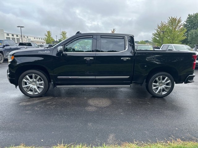 Used 2022 Chevrolet Silverado 1500 High Country with VIN 2GCUDJED5N1501484 for sale in Portsmouth, NH