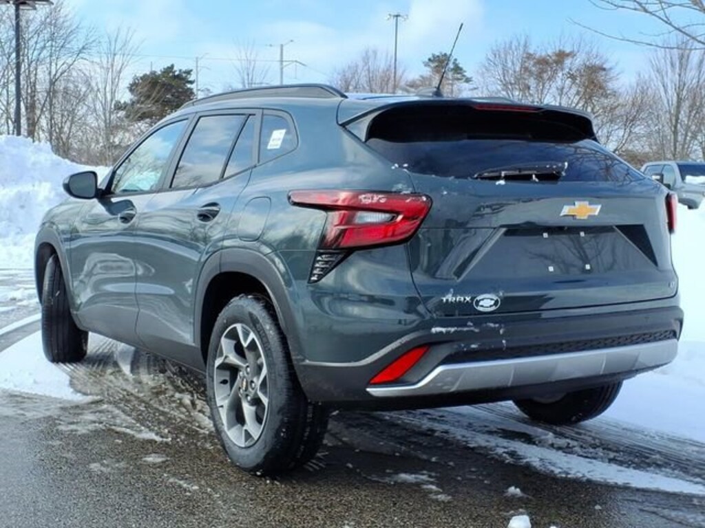 New 2026 Chevrolet Trax LT SUV