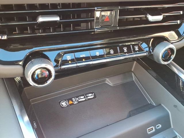 2026 Chevrolet Tahoe Premier - Photo 23