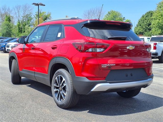 2026 Chevrolet Trailblazer LT photo 3