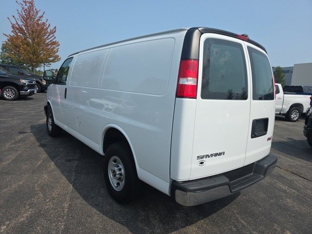 2023 Gmc Savana 2500 Cargo photo 2