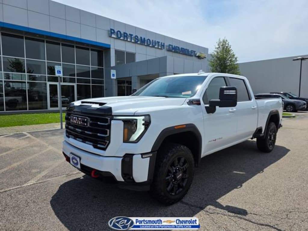 Used 2025 GMC Sierra 2500 HD AT4 Truck