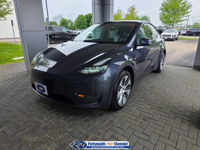 2023 Tesla Model Y Long Range Dual Motor All-Wheel Drive's photo