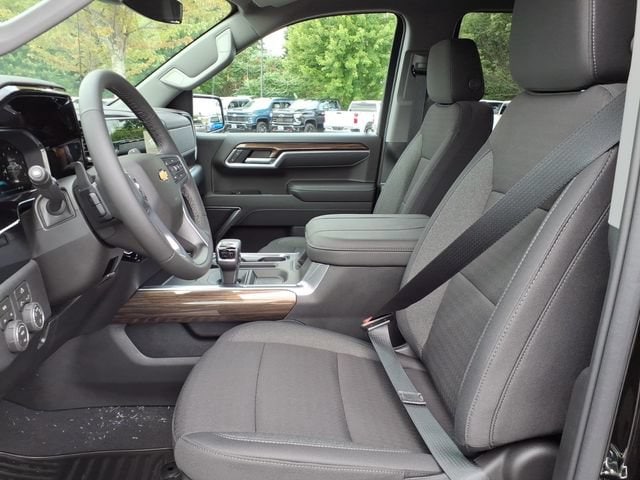 2026 Chevrolet Silverado 1500 LT - Photo 10
