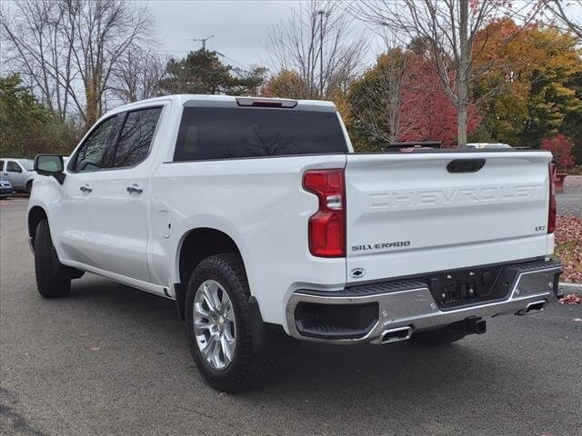 2025 Chevrolet Silverado 1500 LTZ photo 3