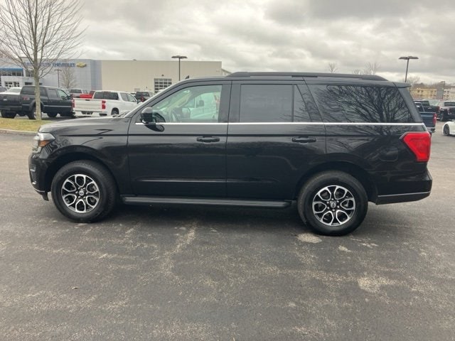Used 2024 Ford Expedition XLT with VIN 1FMJU1J80REA41761 for sale in Portsmouth, NH